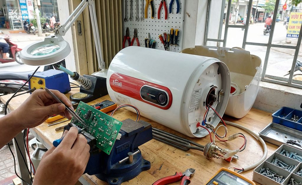 sửa bình nóng lạnh không lên nguồn